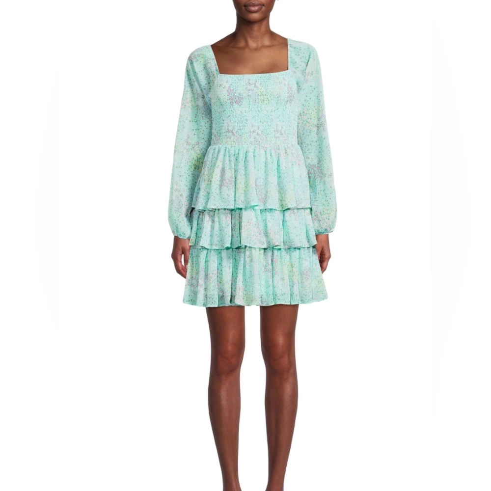 Long Sleeve Tiered Mini Dress in Mint Green